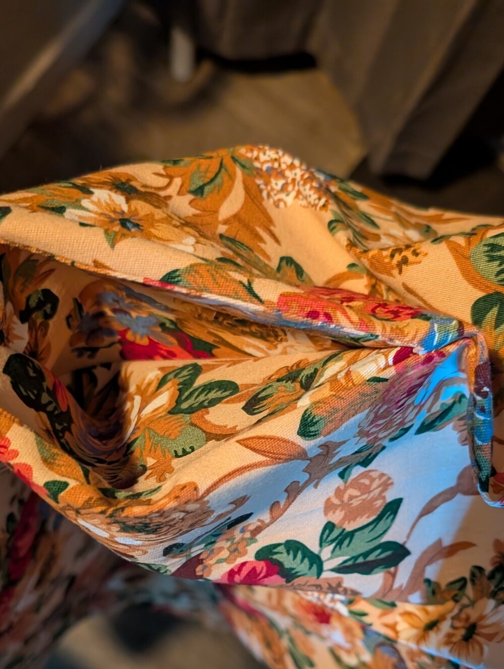 It Has Pockets! - Picture 5 of 7